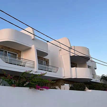 View- Grapevines - Your Sea View Vacation Tatil Evi Makrýgialos